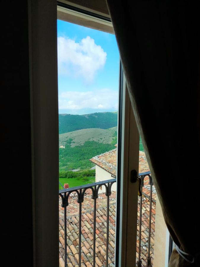 Bed and Breakfast Dimora Sessanio Santo Stefano Di Sessanio Exterior foto