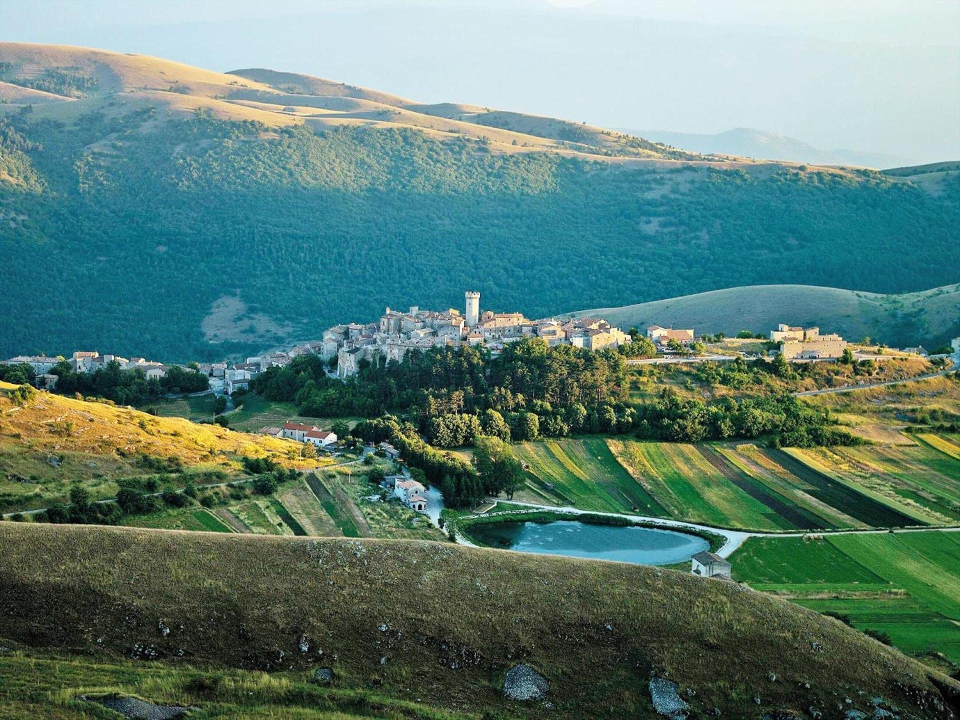 Bed and Breakfast Dimora Sessanio Santo Stefano Di Sessanio Exterior foto